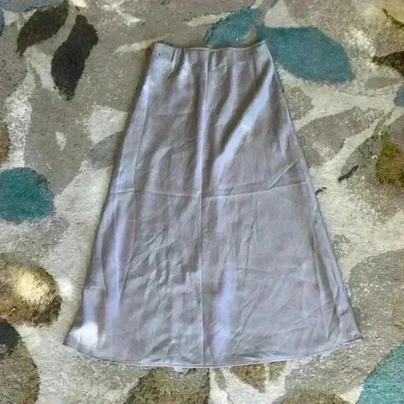 NWOT Abercrombie & Fitch light gray, silky feel, midi skirt;size XS - Picture 1 of 5